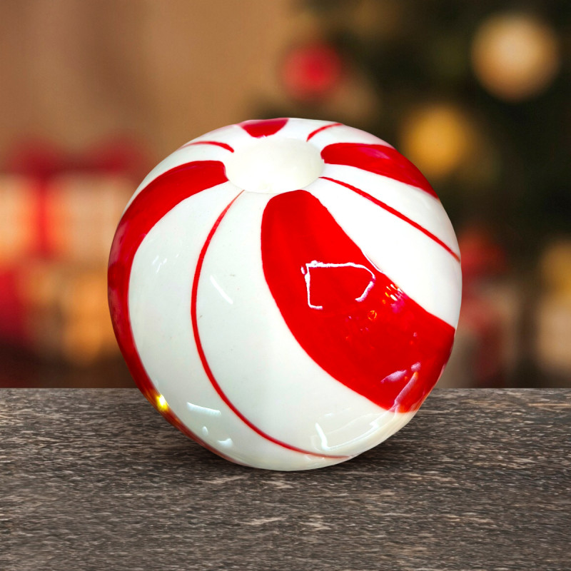 Red & White Christmas Candle Holder