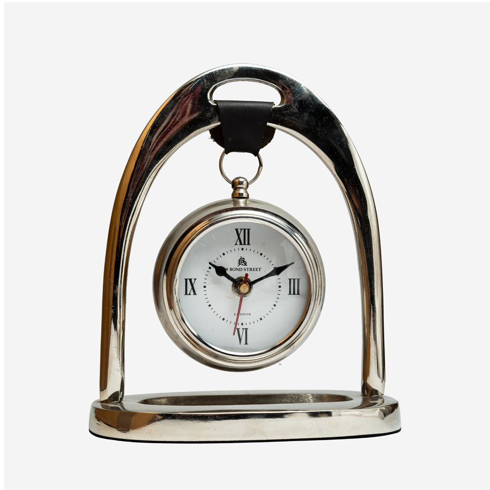 Stylish Metal Table Clock Silver Colour for Decor & Gifting