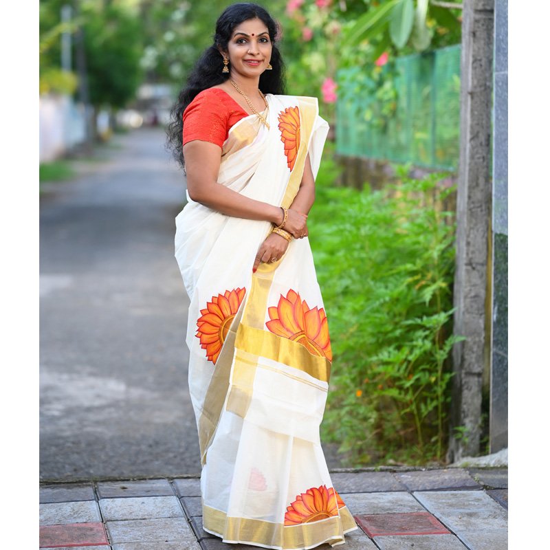 Handpainted Hand loom Designer Kasavu(Zari) Saree Occasional Wear thumbnail 2